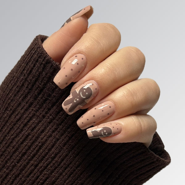 Gingerbread Man Winter Nails