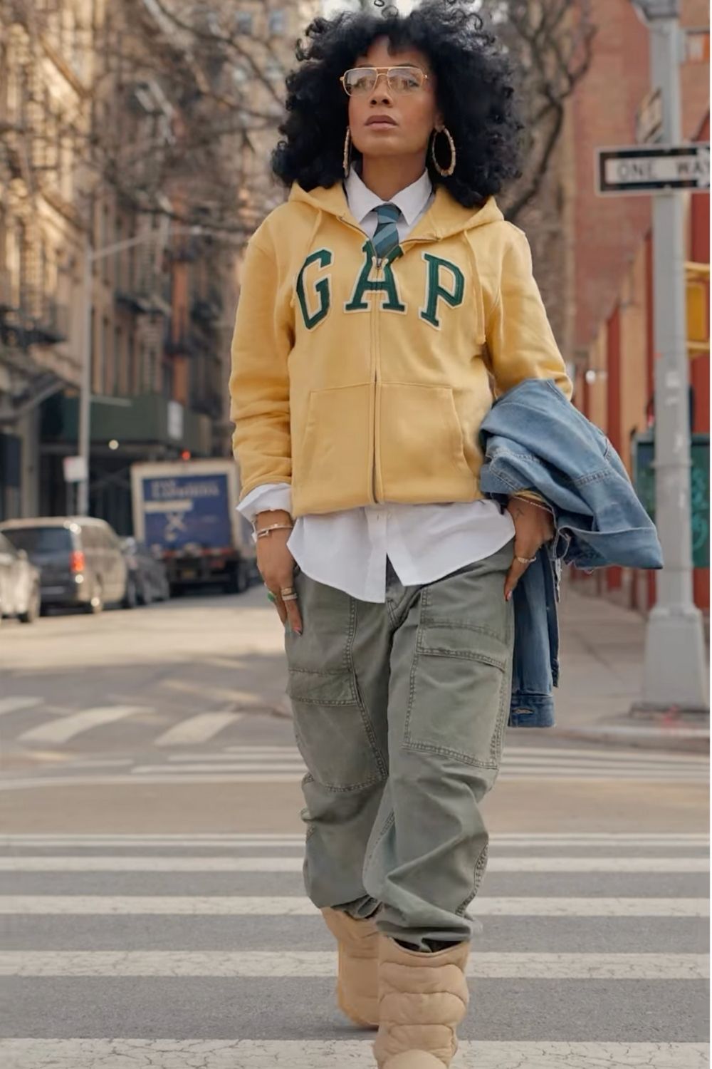Preppy Vibes: Hoodie Under Button-Down and Tie Preppy Vibes: Hoodie Under Button-Down and Tie — Hoodie Outfits