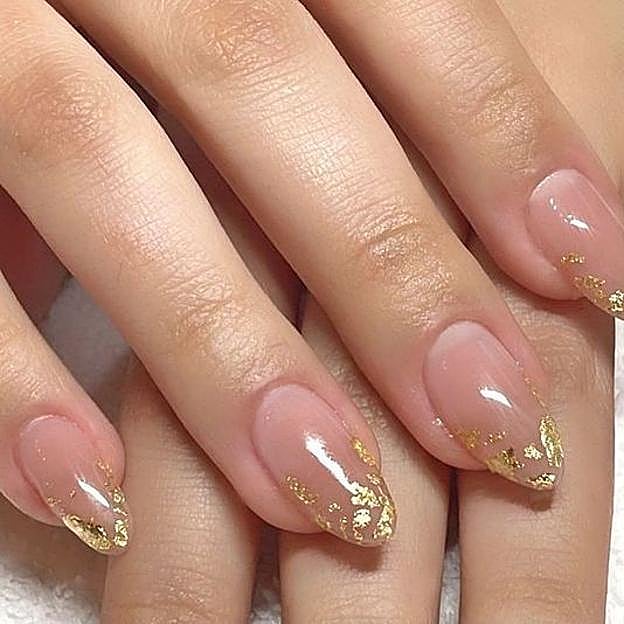 Glossy Visual Idea — Simple Winter Nails