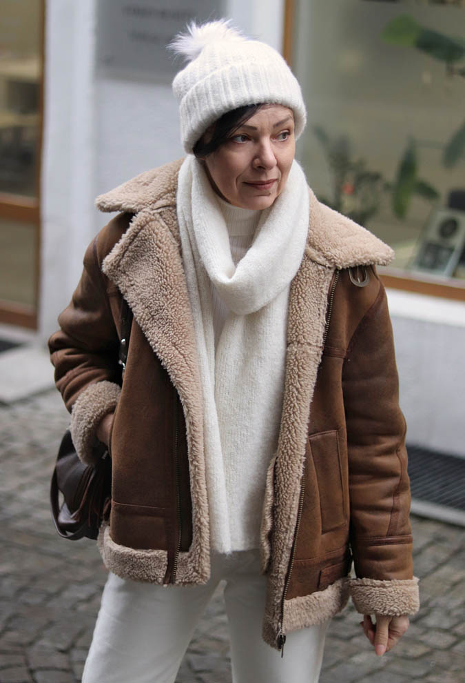 Classic Comfort: Brown Shearling Jacket and White Turtleneck Classic Comfort: Brown Shearling Jacket and White Turtleneck — February Outfits