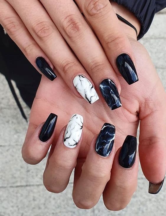 Black White Visual Idea — Winter Marble Nails
