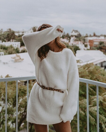 White Oversized Knit Dress with Leopard Print Belt — Winter Dress Outfits