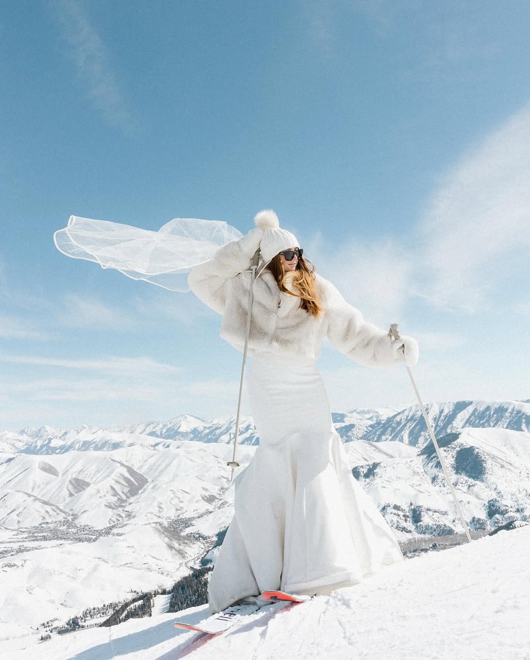Bridal Faux Fur Jacket and Wedding Dress for a Snowy Mountain Photoshoot Bridal Faux Fur Jacket and Wedding Dress for a Snowy Mountain Photoshoot — Winter Photoshoot Outfits