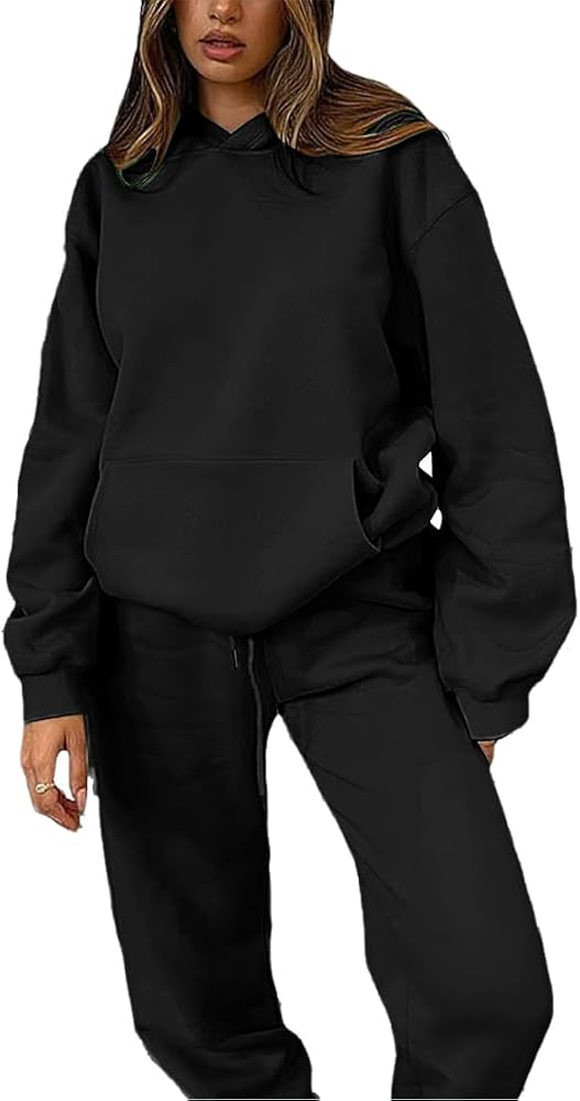 Relaxed Black Hoodie and Sweatpants for Comfort Relaxed Black Hoodie and Sweatpants for Comfort — Winter Workout Outfits