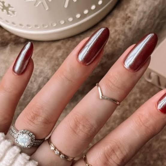 None Metallic Burgundy Chrome Oval Nails — Winter Chrome Nails