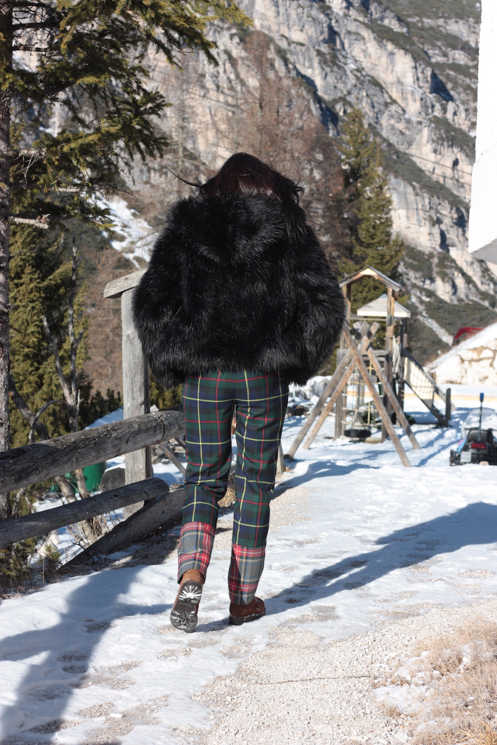 Black Faux Fur Jacket and Plaid Pants for a Cozy Casual Look — Snow Day Outfits