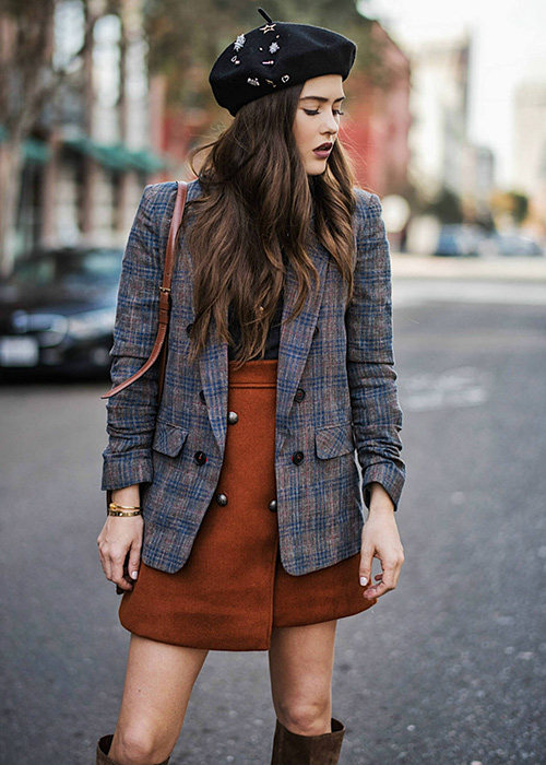 Red Knee-High Boots Outfit Idea Red Knee-High Boots Outfit Idea — Beret Outfits