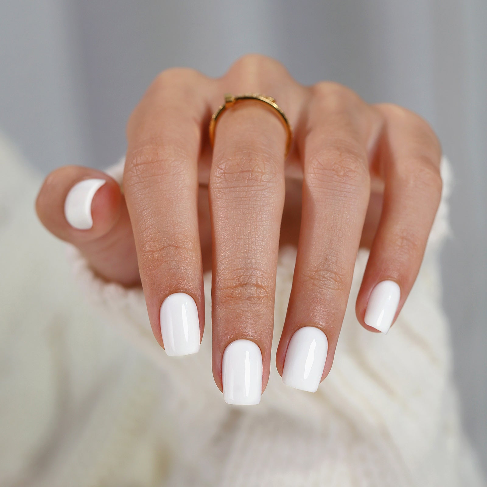 Silver Foil Accents On Accent Nails Visual Idea — Short Winter Square Nails