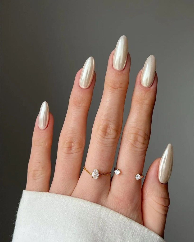 Pearlescent Off-White Chrome Almonds — Winter Chrome Nails