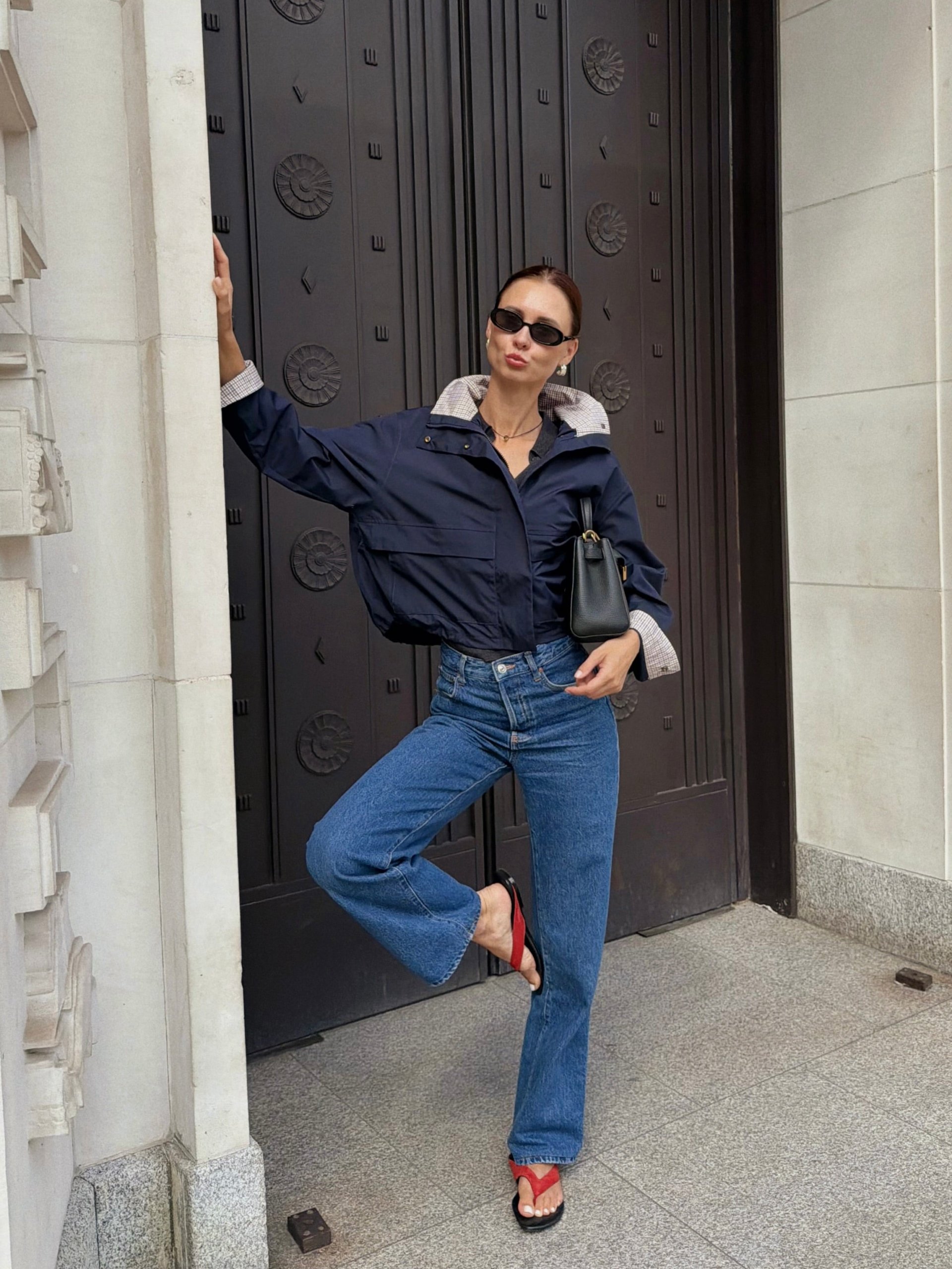Navy Relaxed-Fit Jacket with Striped Shirt and Sandals Navy Relaxed-Fit Jacket with Striped Shirt and Sandals — Parka Outfits
