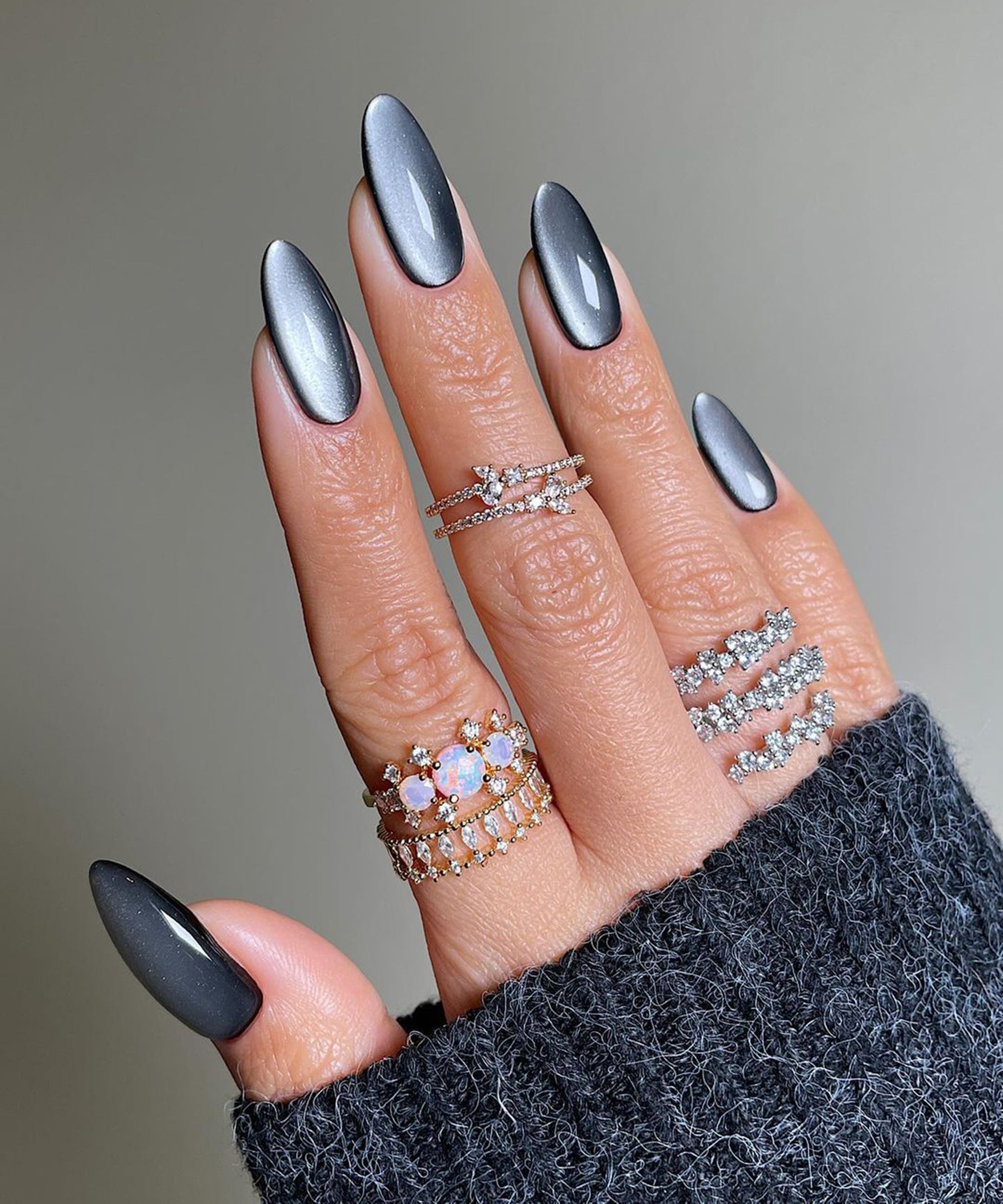 Metallic Grey Blue Undertone Cat Eye — Winter Cat Eye Nails