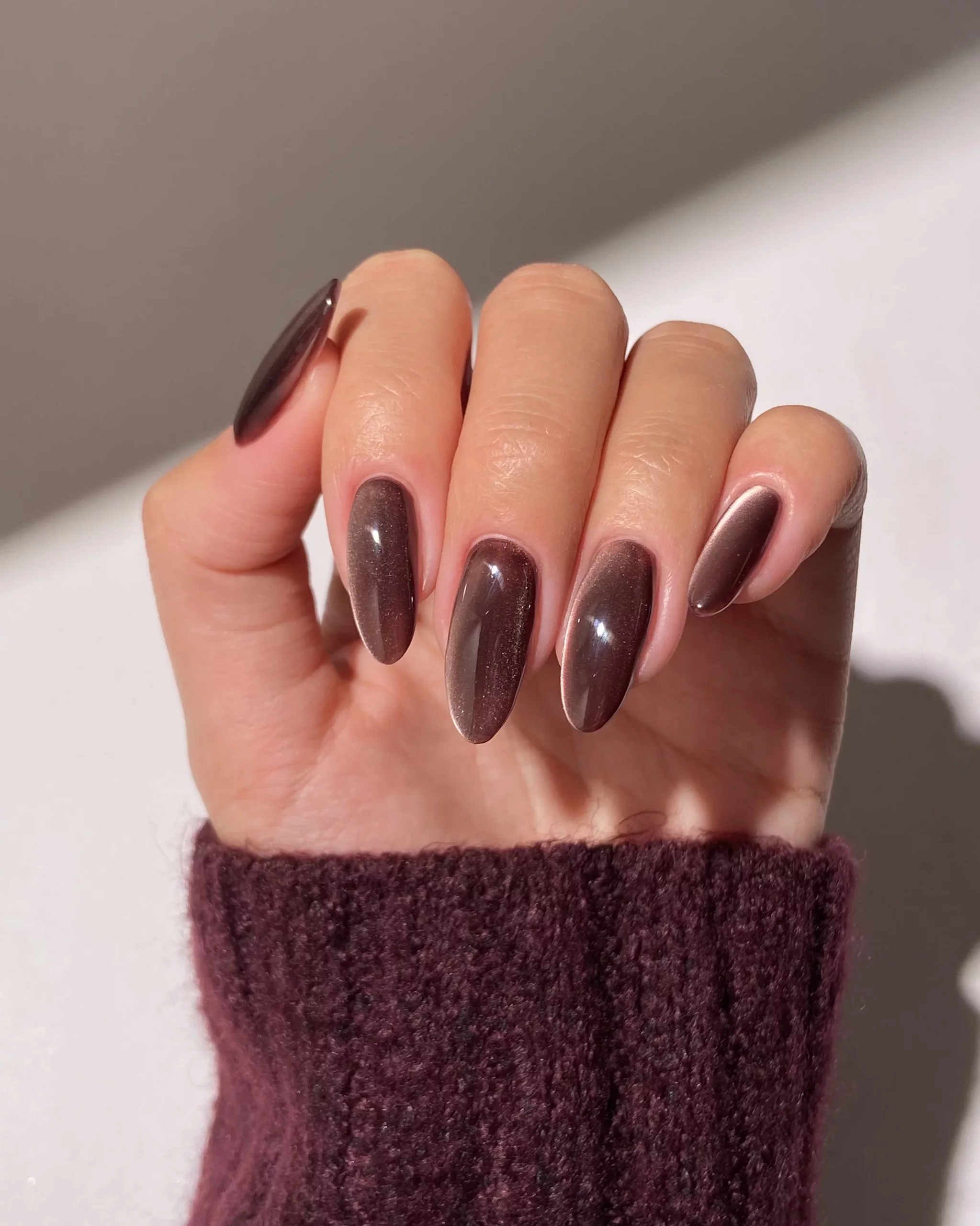 Glossy Black with Glitter Accent Medium Oval Nails Glossy Black with Glitter Accent Medium Oval Nails — Dark Winter Nails