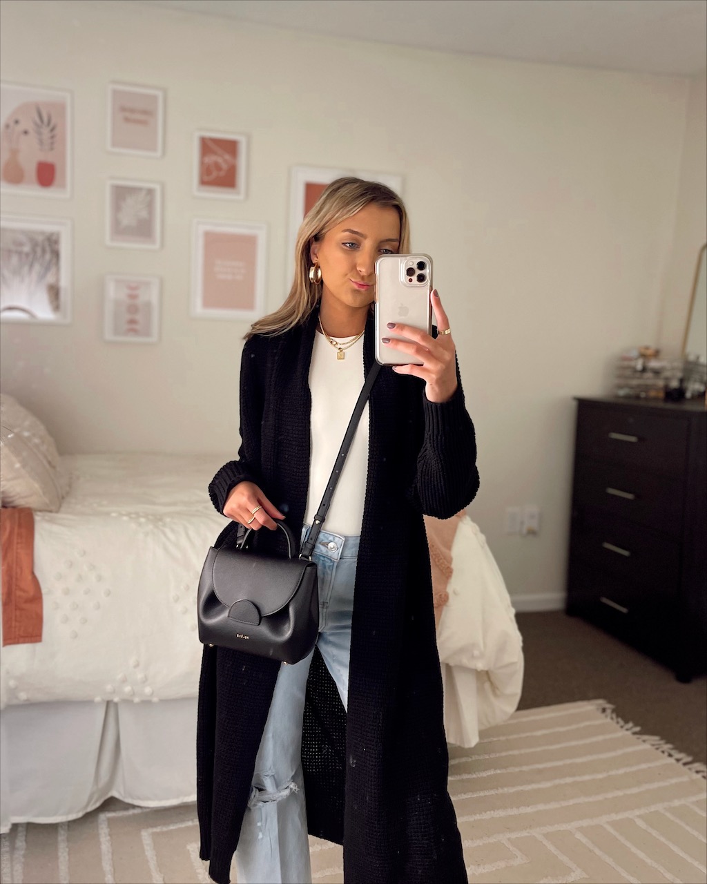 Comfortable Knit Cardigan with Ripped Jeans — Neutral Winter Outfits