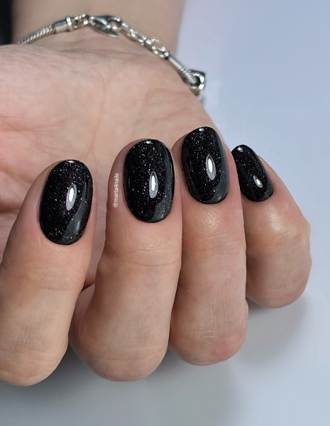 Glossy With Dense Glitter Visual Idea — Winter Oval Nails