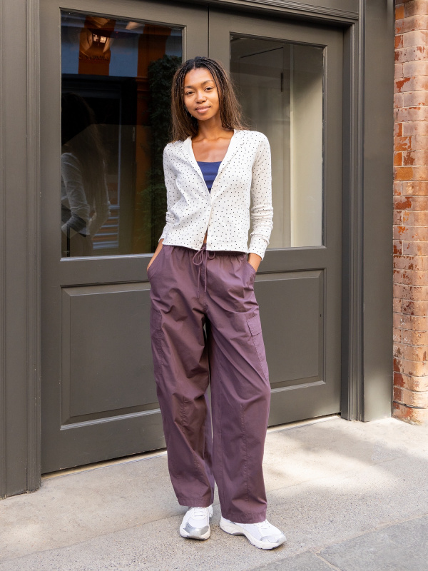 Cargo Sweatpants with Bralette and Cardigan Cargo Sweatpants with Bralette and Cardigan — Sweatpants Outfits