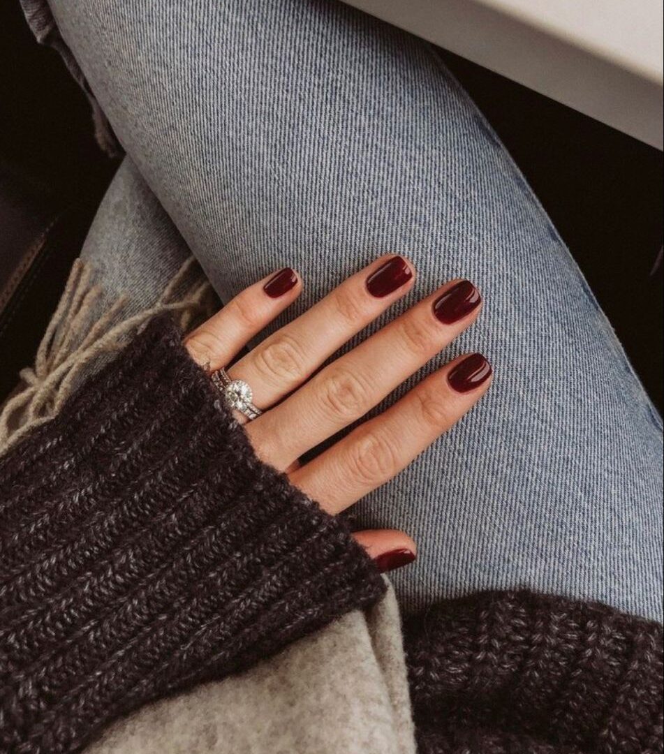 Subtle Glitter On French Tips Visual Idea — Short Winter Gel Nails