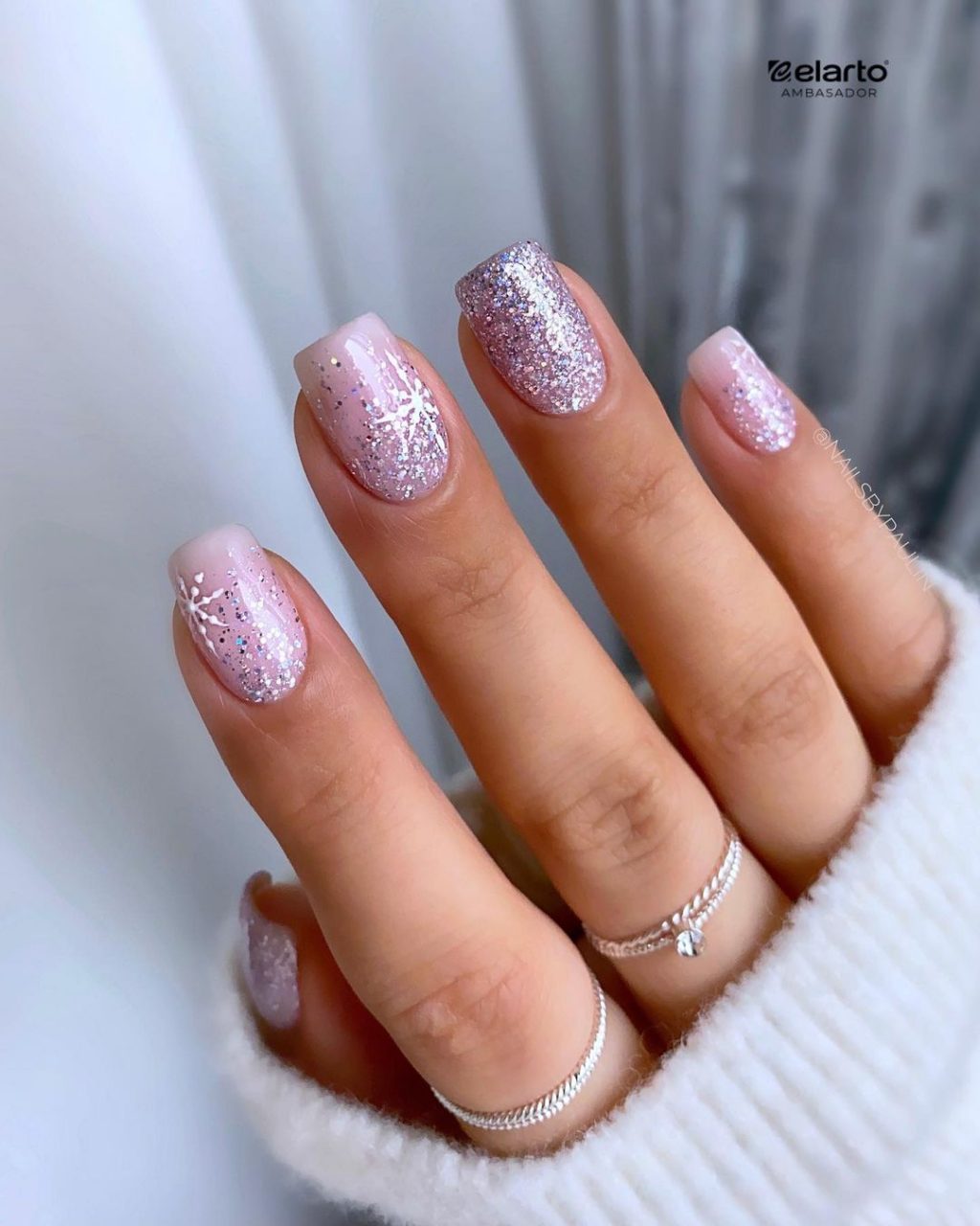 The 20 Most Gorgeous Winter Nail Designs - Wonder Forest