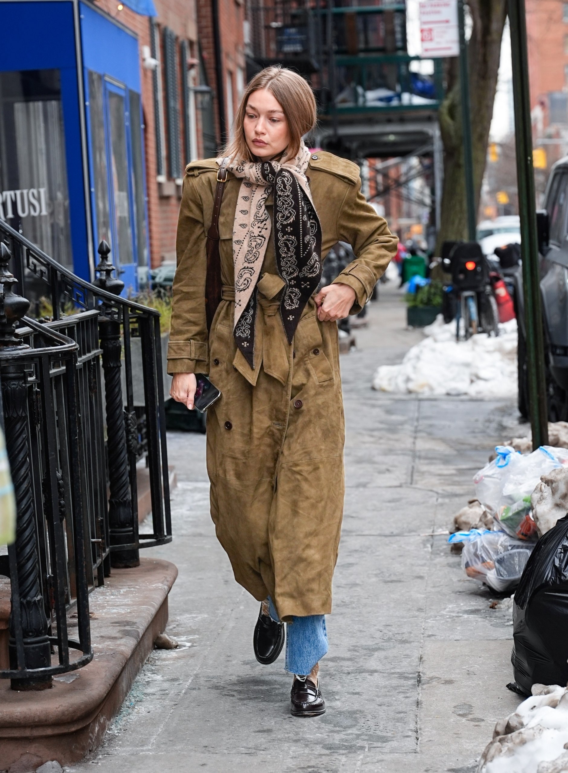 Classic Khaki Trench and Scarf: Timeless NYC Casual — NYC Winter Outfits