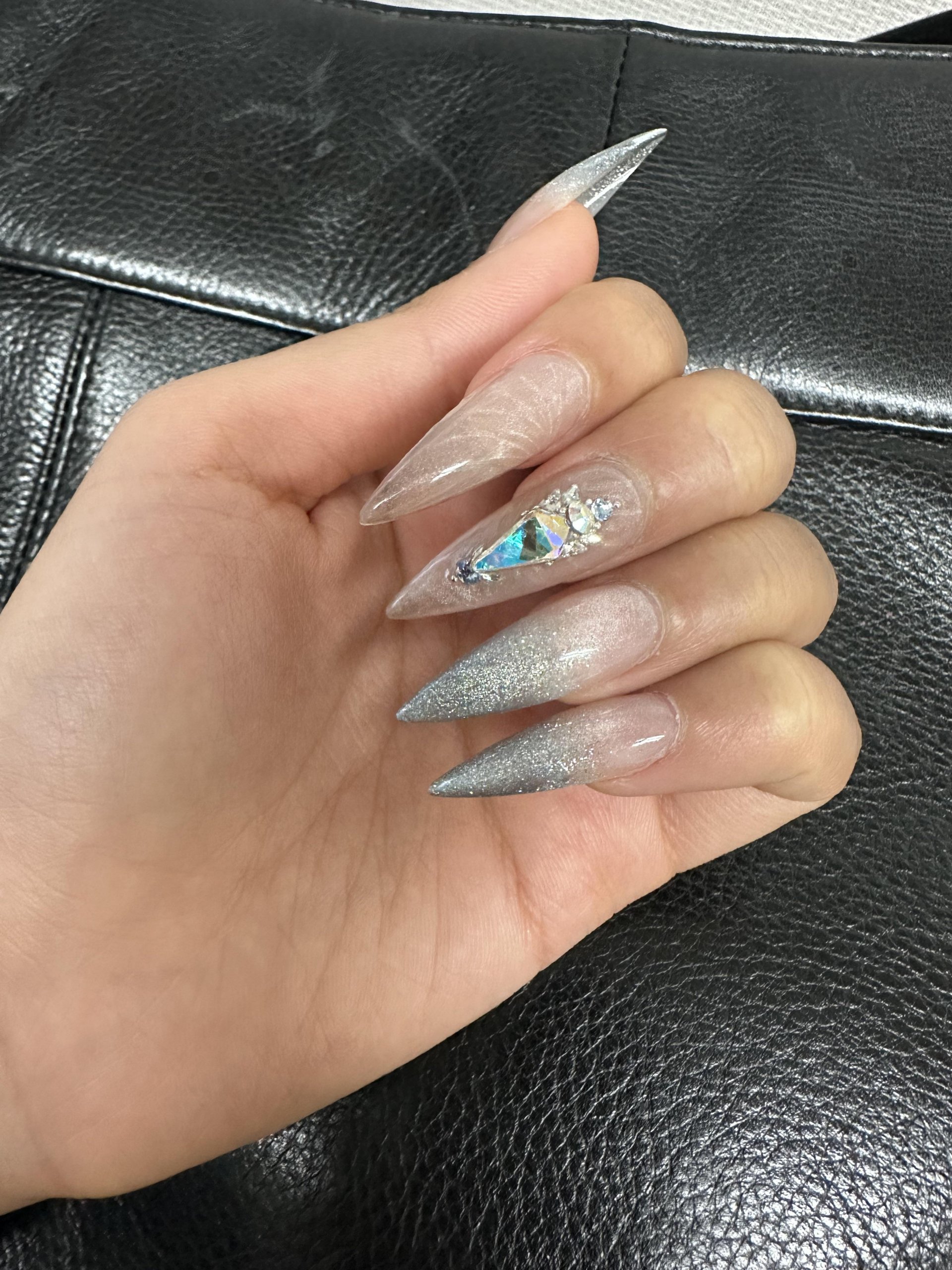 One Hand Close-Up Visual Idea One Hand Close-Up Visual Idea — Winter Stiletto Nails