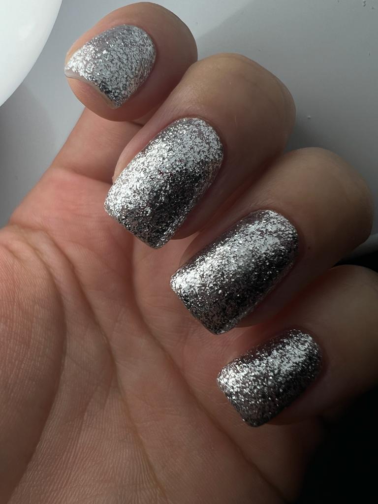 Burgundy Gold Flake Medium Almond Nails Burgundy Gold Flake Medium Almond Nails — Winter Formal Nails