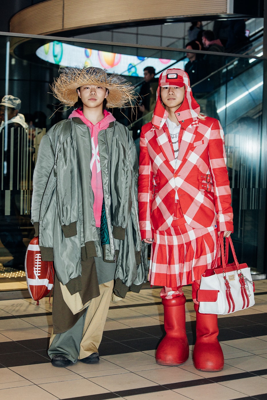 Oversized Jacket with Checkered Suit and Platform Boots Oversized Jacket with Checkered Suit and Platform Boots — Japan Winter Outfits