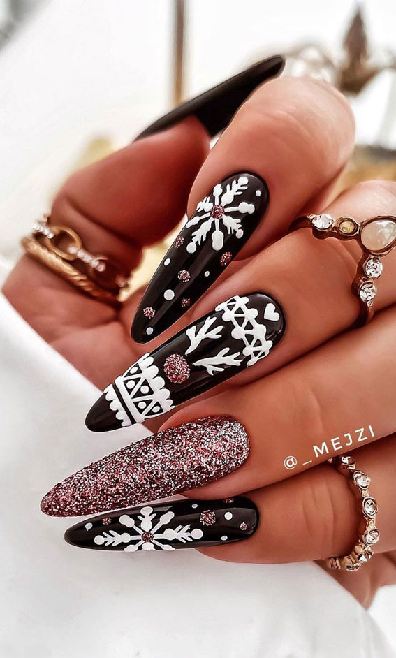 Glossy Glitter Visual Idea — Winter Black Nails