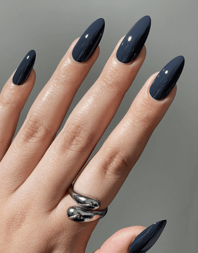 Fine Vertical Lines On All Nails Visual Idea Fine Vertical Lines On All Nails Visual Idea — Winter Nail Colors for Women Over 40