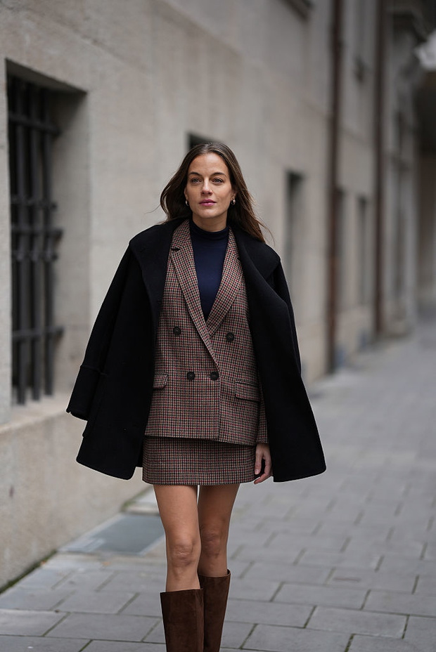 Brown Plaid Mini Skirt with Matching Blazer and Knee-High Boots — Winter Skirt Outfits