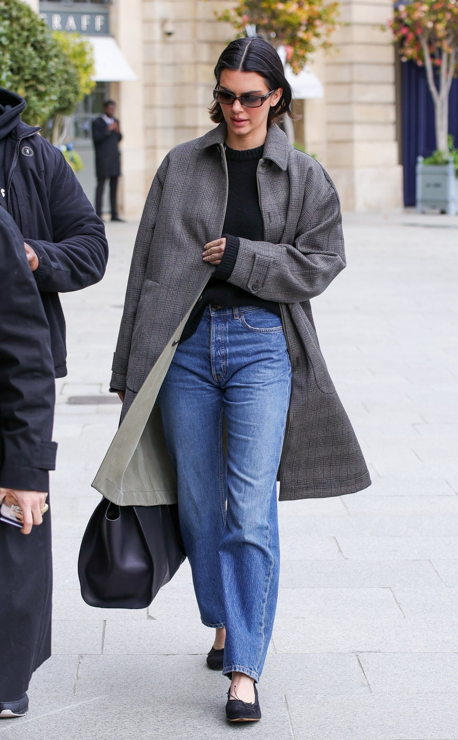 Oversized Checked Car Coat for Relaxed Weekends Oversized Checked Car Coat for Relaxed Weekends — Car Coat Outfits