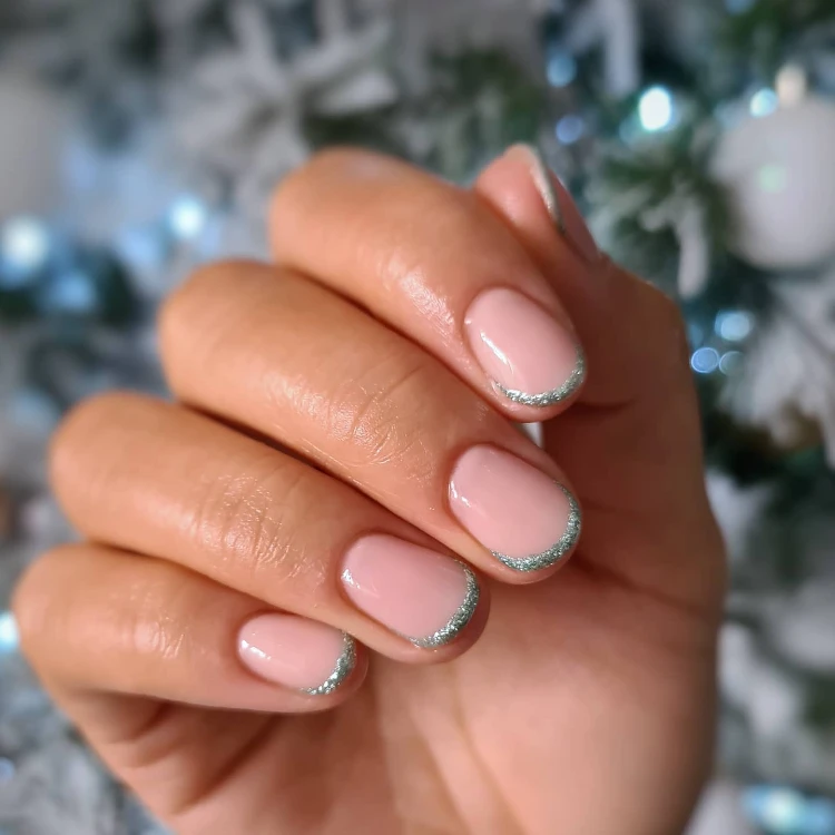 Visual Idea — With A Subtle Ring On One Finger — Winter Round Nails