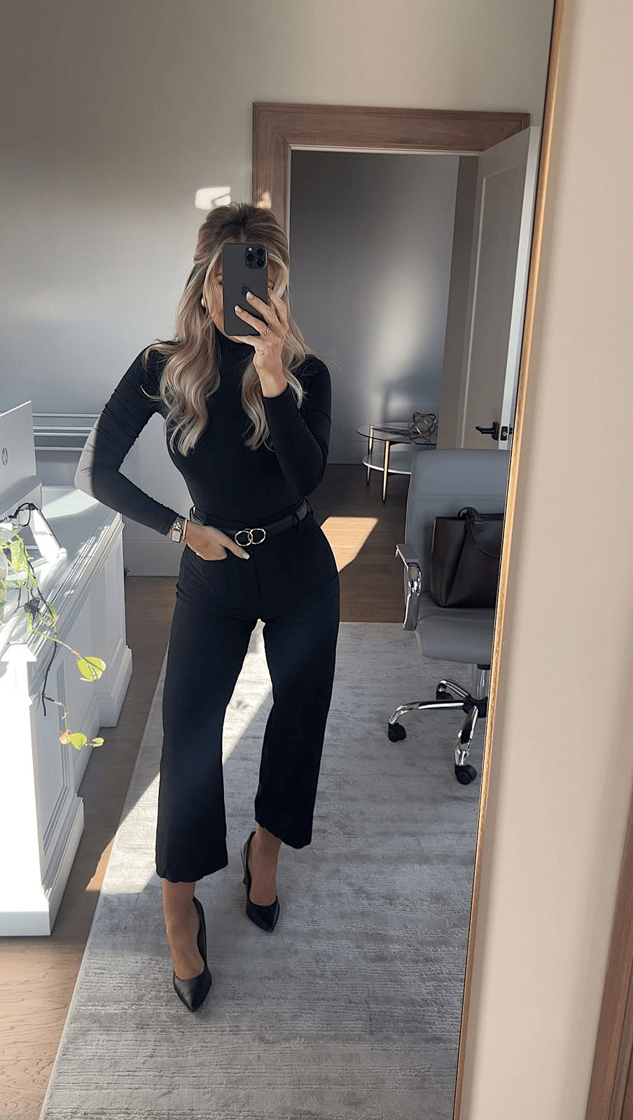 Black Cropped Wide-Leg Trousers Secured with a Gold Double Buckle Belt — Winter Business Casual Outfits