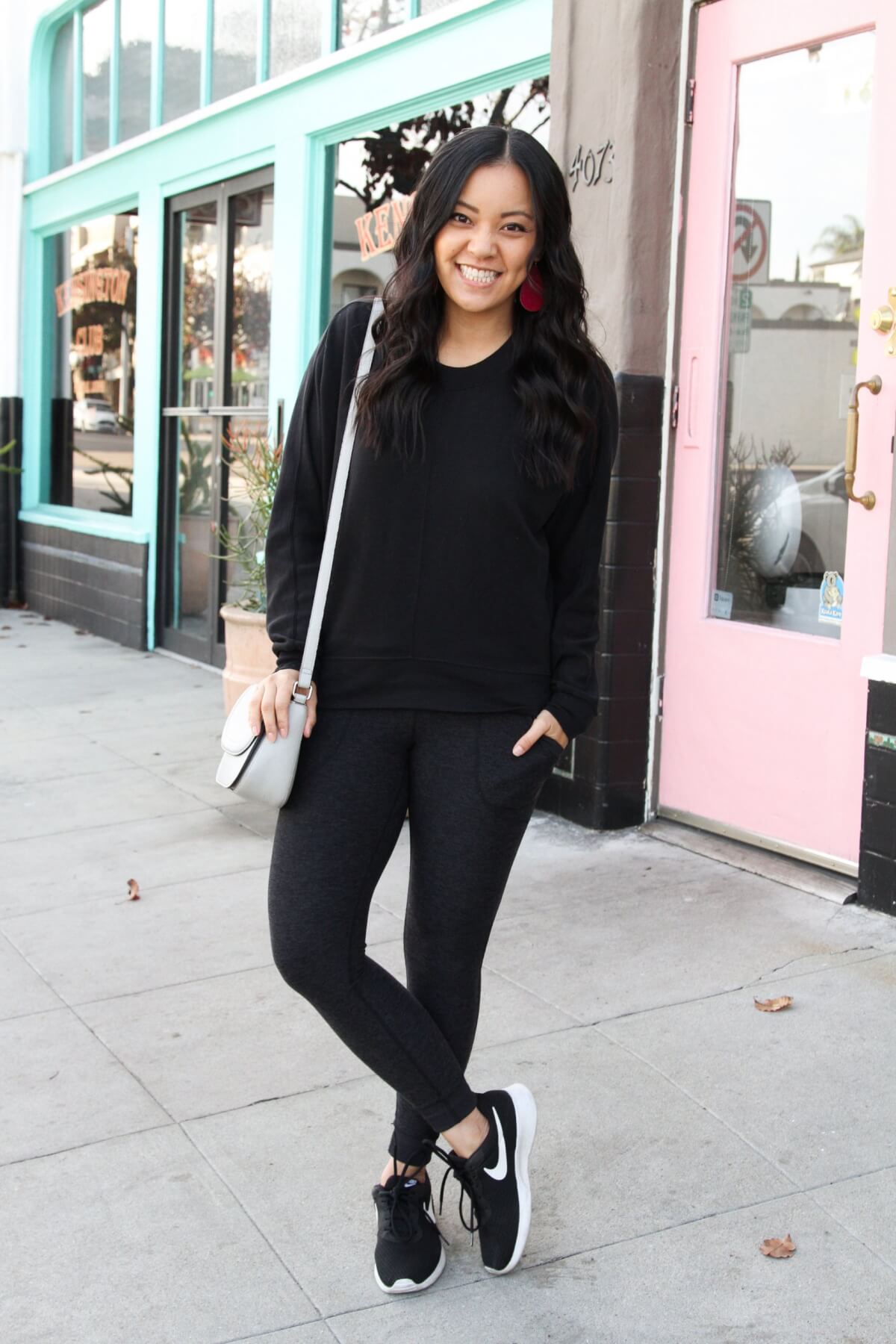 Black Sweatshirt and Dark Grey Leggings: Casual Everyday Athleisure Black Sweatshirt and Dark Grey Leggings: Casual Everyday Athleisure — Winter Athleisure Outfits