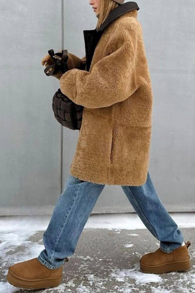 Oversized Textured Teddy Fleece Coat and Light Wash Jeans Oversized Textured Teddy Fleece Coat and Light Wash Jeans — Winter Outfits for Women Over 70