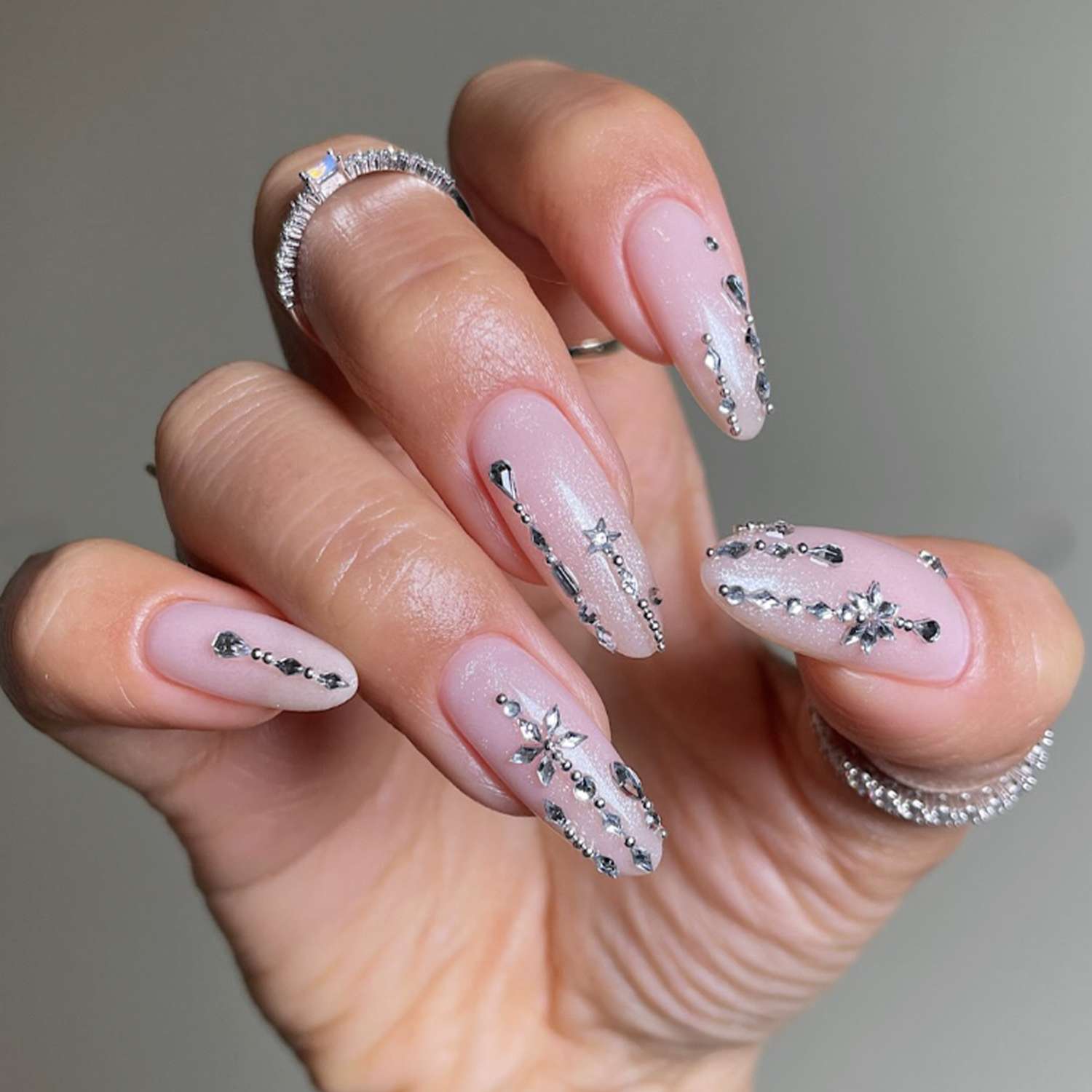 Sparkling Stiletto Snowflakes — Winter Nails