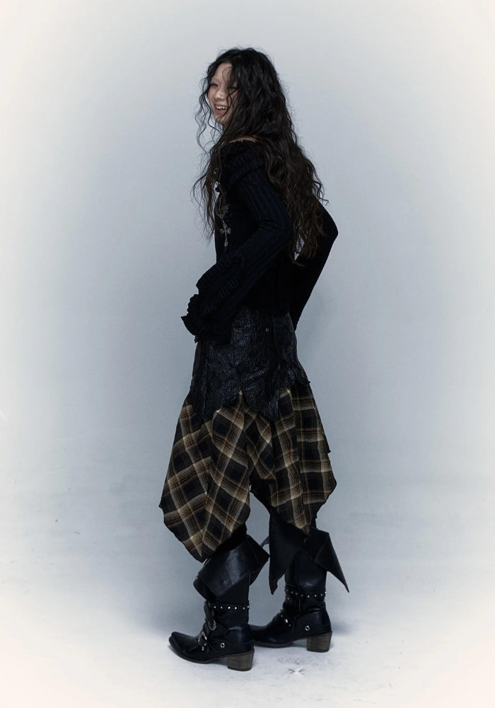 Asymmetrical Plaid Trousers with Off-the-Shoulder Top for Statement Grunge — Grunge Winter Outfits