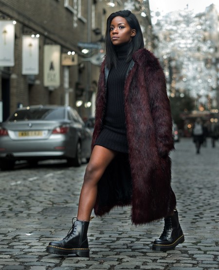 Faux Fur Coat and Turtleneck Dress with Combat Boots Faux Fur Coat and Turtleneck Dress with Combat Boots — Combat Boots Outfits