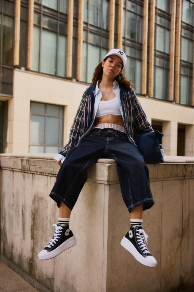 Striped Jacket and Wide-Leg Jeans for a Casual Day — Winter School Outfits