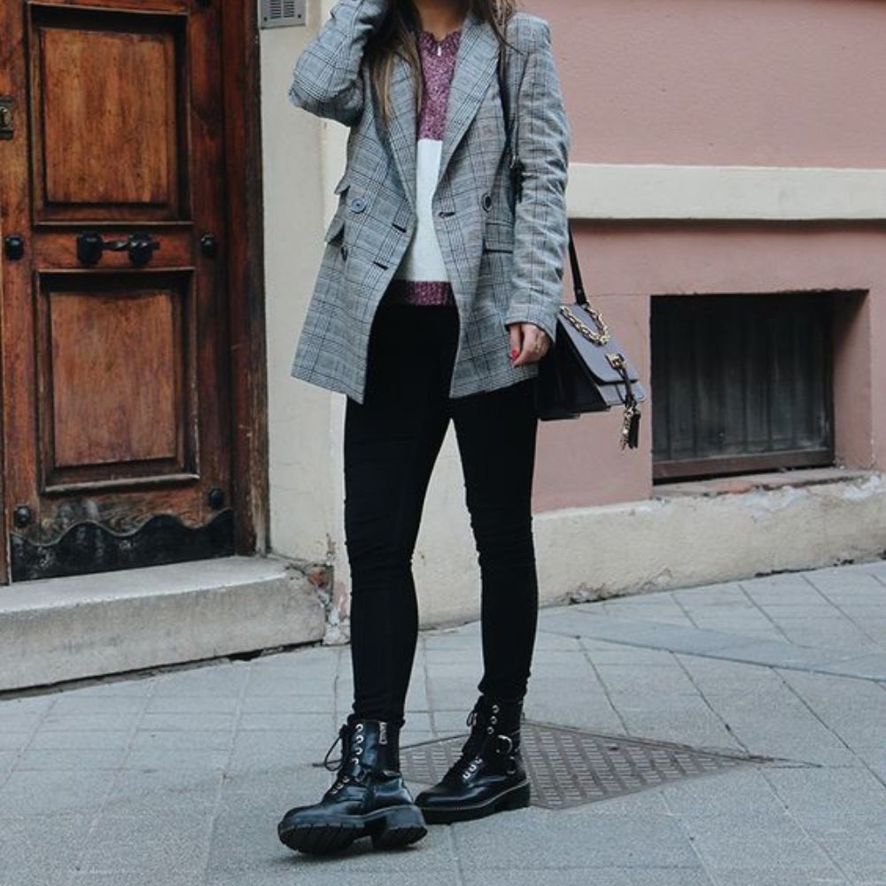 Plaid Blazer and Striped Sweater with Chunky Combat Boots Plaid Blazer and Striped Sweater with Chunky Combat Boots — Combat Boots Outfits
