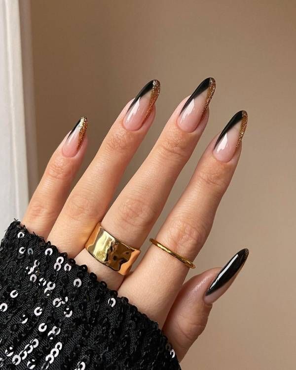 Black French Tips with Gold Glitter Line — Winter Black Nails