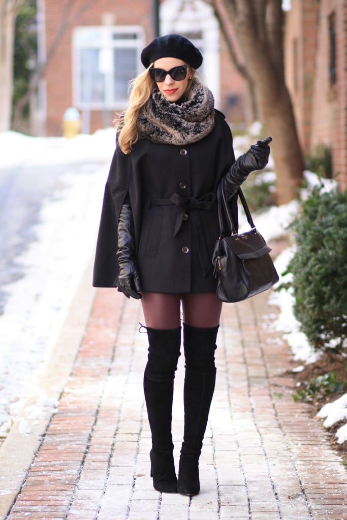 Chic Daytime Casual with a Brown Beret and Beige Trousers Chic Daytime Casual with a Brown Beret and Beige Trousers — Beret Outfits