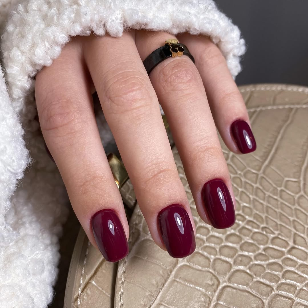 Deep Burgundy Cool-Toned Glossy Nails — Winter Gel Nails