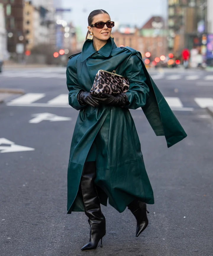 Dark Green Leather Trench Coat with Statement Accessories Dark Green Leather Trench Coat with Statement Accessories — Winter Outfits