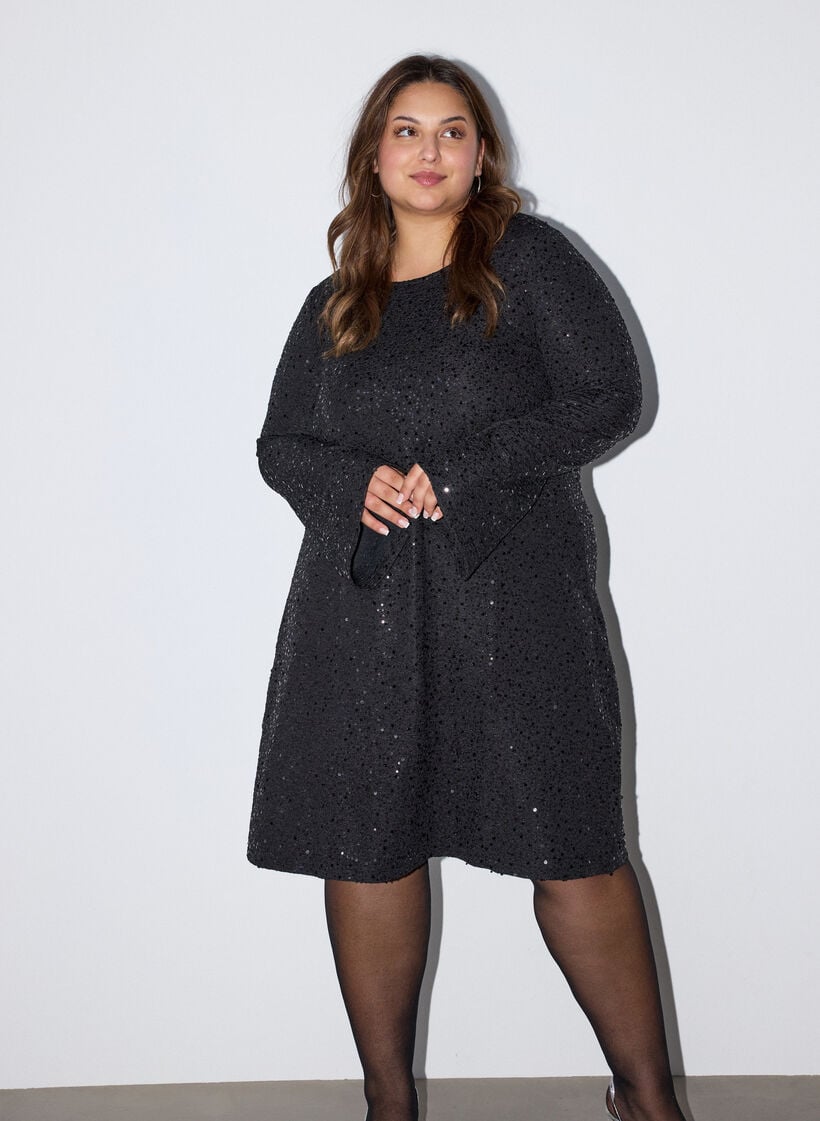 Sparkling Sequin A-Line Dress for Evening Glamour Winter Outfits for Curvy Women