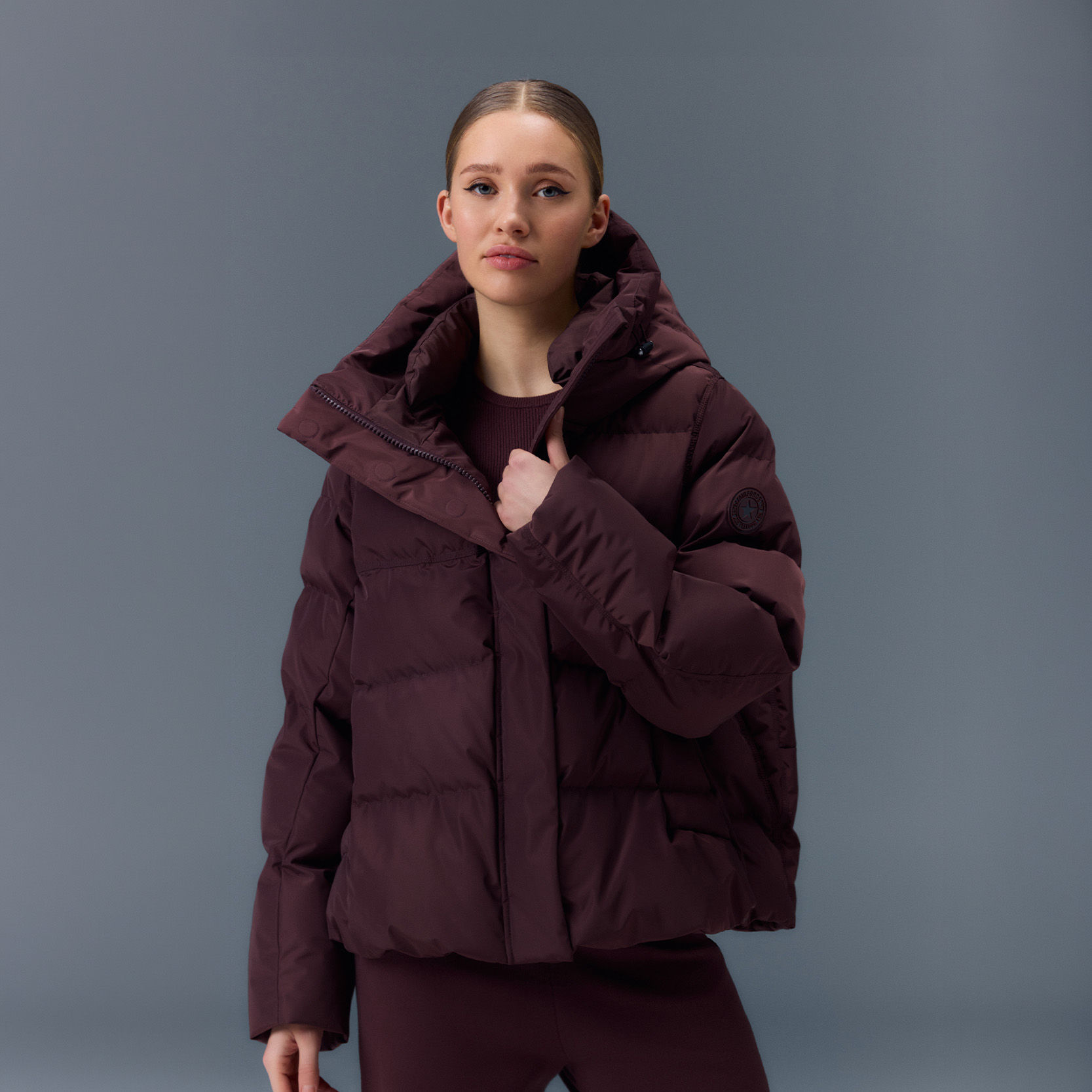 Burgundy Cropped Puffer Jacket with High Collar and Matching Sweater Burgundy Cropped Puffer Jacket with High Collar and Matching Sweater — Winter Jackets for Women