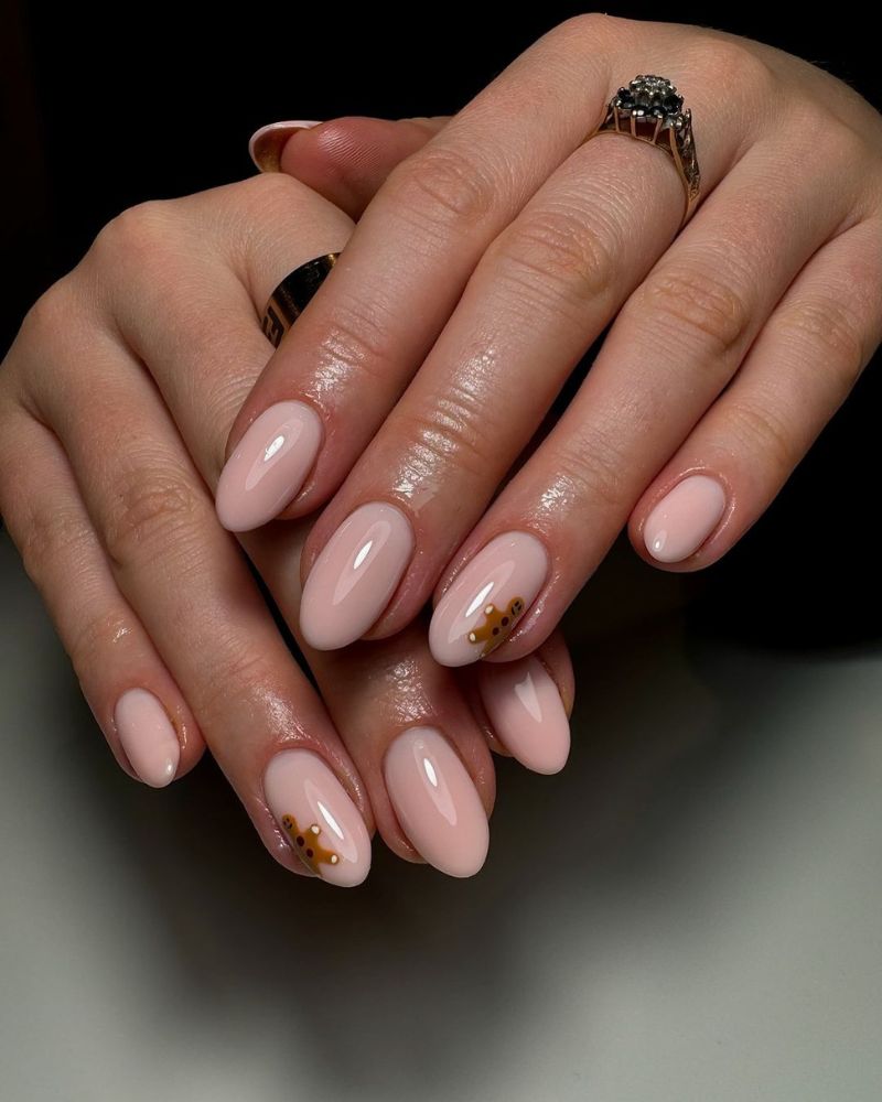 Small Brown Bear Motifs On Accent Nails Visual Idea — Winter Nude Nails
