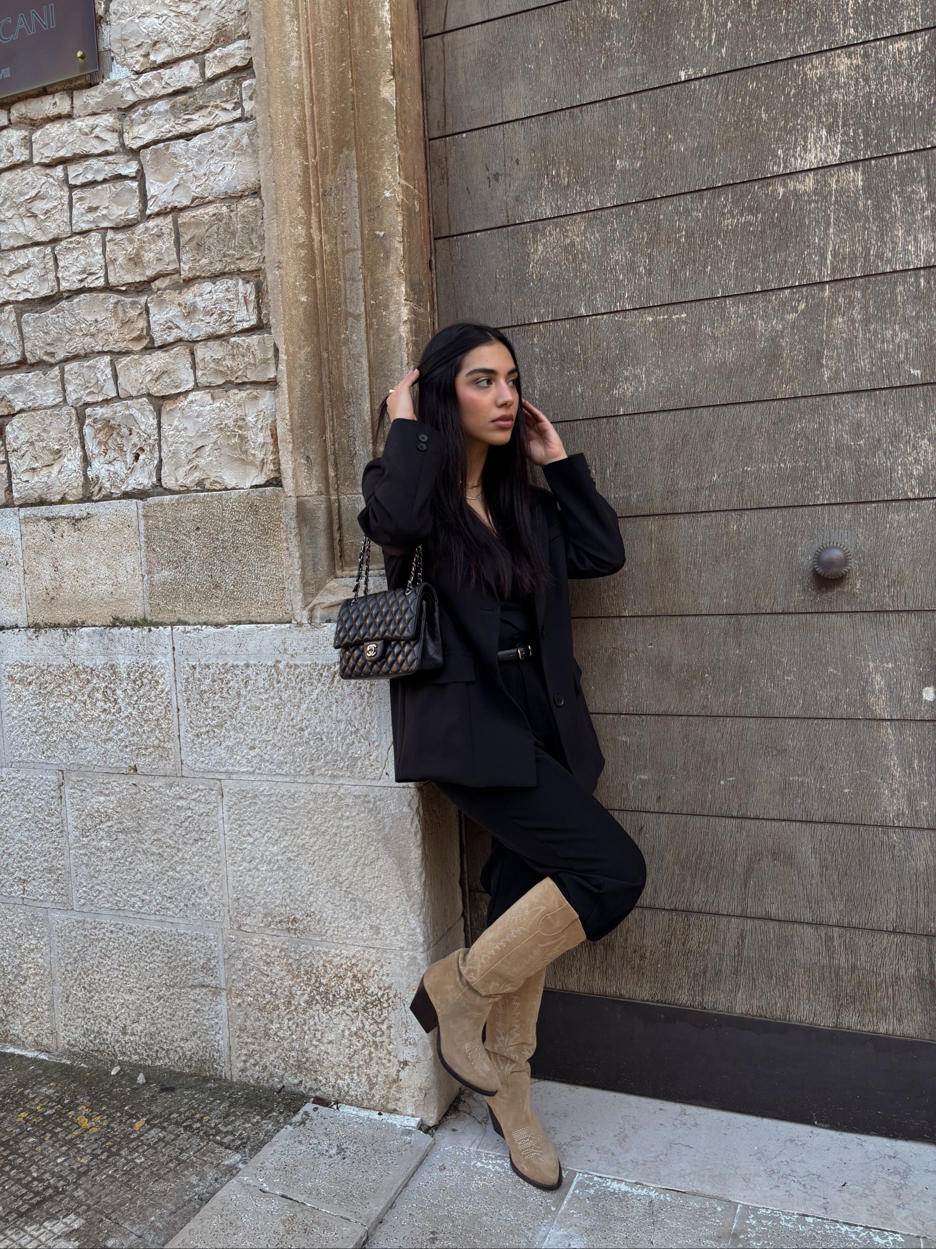 Sharp Ensemble: Black Blazer, Trousers, and Beige Suede Boots Sharp Ensemble: Black Blazer, Trousers, and Beige Suede Boots — Knee High Boots Outfits