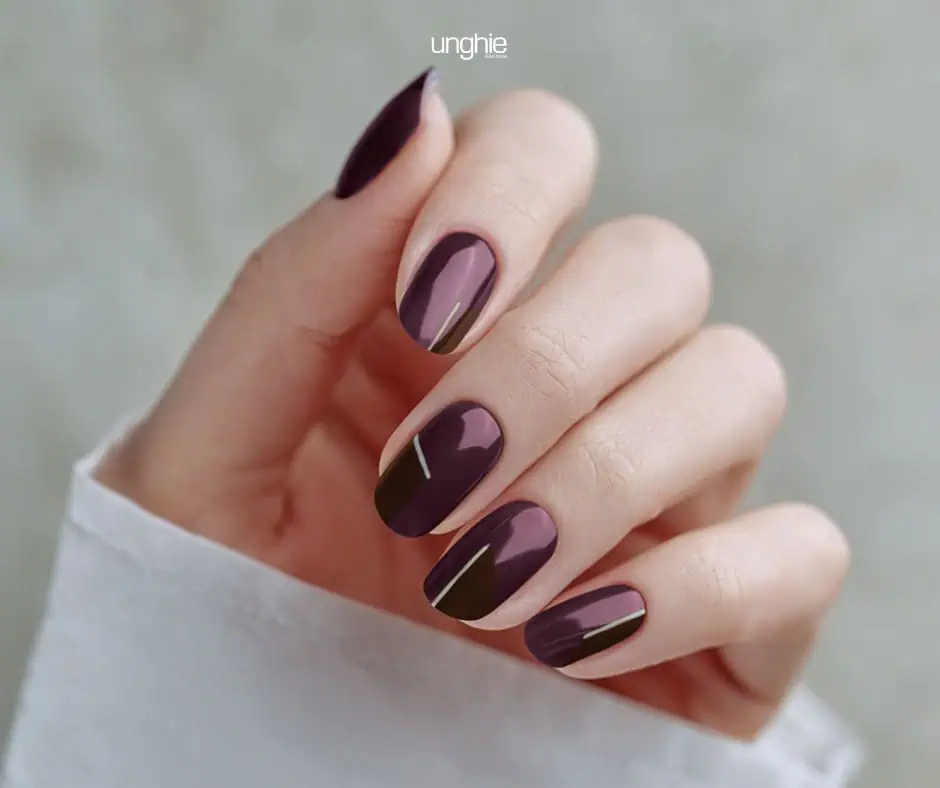 Navy Blue with Light Blue Polka Dot Nails Navy Blue with Light Blue Polka Dot Nails — Dark Winter Nails