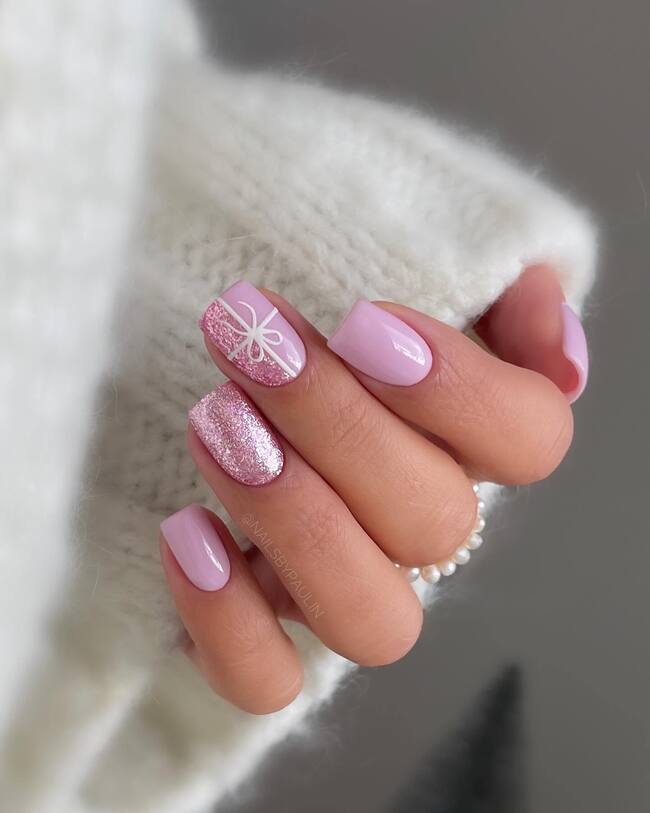 Glossy Glitter Pastel Pink Glitter & Snowflakes — Winter Nails