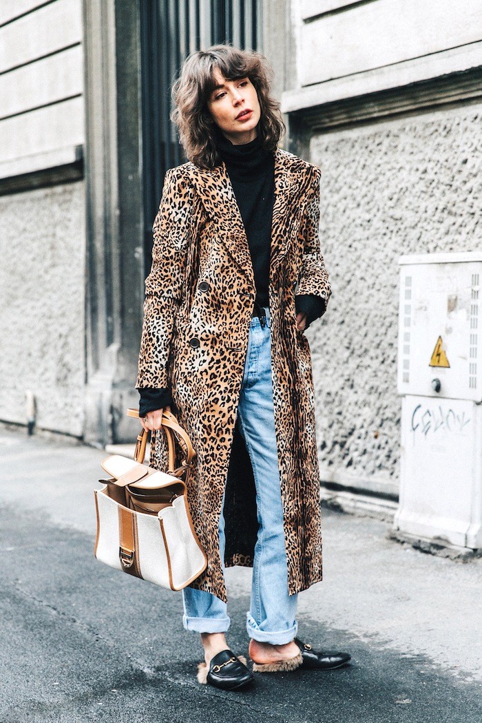 Effortless Chic Leopard Coat with Fur-Lined Loafers Effortless Chic Leopard Coat with Fur-Lined Loafers — Leopard Coat Outfits
