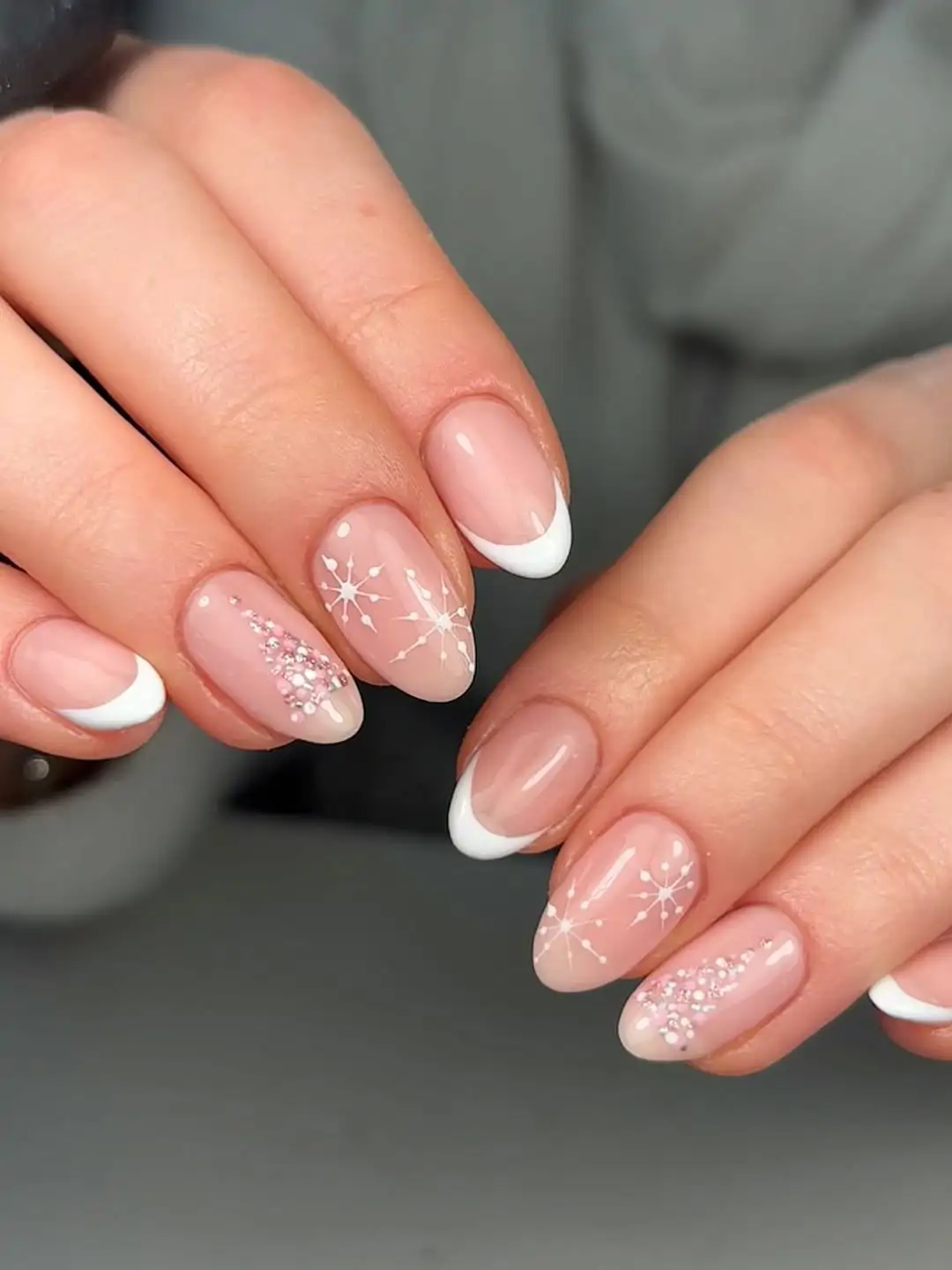 Winter Visual Idea — Winter French Tip Nails